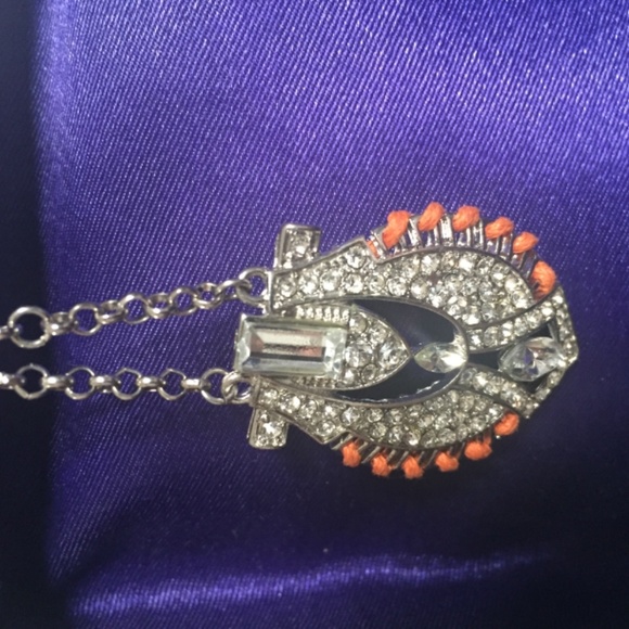 Taramanda dangling earrings - Picture 3 of 3